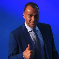 Barcelona tem jogo especial e promove retorno de Cafu aos campos