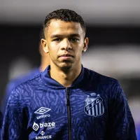 Sandry preocupa Santos de Fábio Carille para próximo jogo no Brasileirão Série B