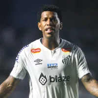 Gil esclarece rumor sobre aposentadoria, e Santos analisa situação: "Não falei com ninguém"