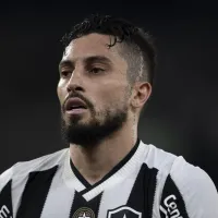 Alex Telles manda a real sobre Luiz Henrique no Botafogo: “Fase extraordinária”