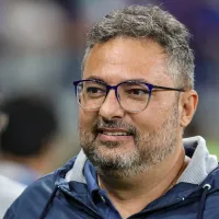 CEO do Cruzeiro banca Diniz, aplica multa a Rafa Silva e pede paciência