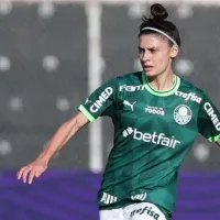 Bruna Calderan bate recorde com mais jogos pelo Verdão