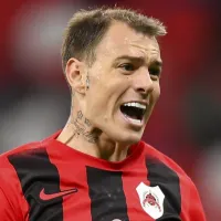 Róger Guedes no Cruzeiro tem aval do Al-Rayyan mediante pagamento de R$ 61 milhões