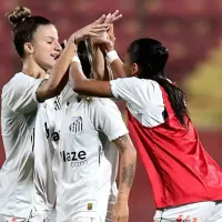 Santos bate Corinthians e garante classificação inédita