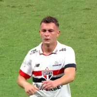 Santiago Longo falha bisonhamente em Botafogo x São Paulo, mas torcida brinca: “Virou ídolo”