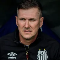 Grêmio faz contato com representantes de Paulo Turra após desistência por Pedro Caixinha