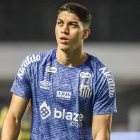 Tiquinho, Danilo e + um: Santos vende Jair por R$ 63 milhões e recebe trio do Botafogo