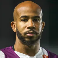 Patrick é flagrado durante treino do Santos e forma física gera discussão na torcida: “Mesma coisa”