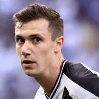 Grêmio tenta contratação de Lucas Piton, lateral do Vasco, mas cariocas não liberam o jogador