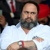 Evangelos Marinakis é informado que conselho reprovou acordo com São Paulo