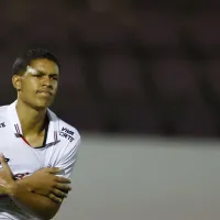 Ryan Francisco passou por rivais até chegar no São Paulo