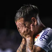 Pedro Caixinha revela que Soteldo jogou o clássico no sacrifício e quase foi cortado da escalação do Santos