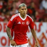 Roger não descarta Aguirre fora do time titular do Internacional: “Preciso observar”