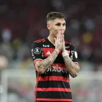 Varela, do Flamengo, é liberado para ir ao velório do pai no Uruguai