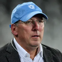 John Textor muda de ideia e quer anunciar novo técnico do Botafogo até o final de semana