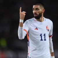 Yannick Carrasco aceitar jogar no Flamengo pelo maior salário do elenco e afasta interesse flamenguista 