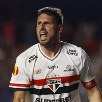 Campeão do mundo pelo São Paulo, Muller faz crítica pesada a Jonathan Calleri: “Fica acomodado”