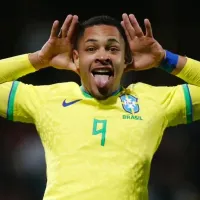 Palmeiras estuda pagar o que o Barcelona pede para liberar Vitor Roque antecipadamente 