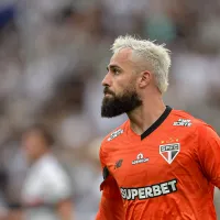 Souza se irrita com falhas do goleiro Jandrei e dispara: "Não pode jogar no São Paulo"