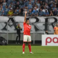 Torcida se divide sobre possível retorno de Taison ao Internacional
