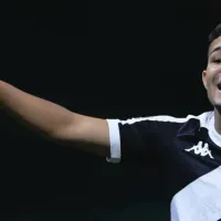 Torcida do Vasco se empolga com possível retorno de Adson aos gramados