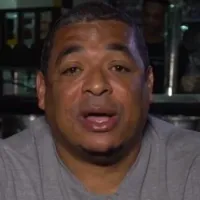 Vampeta vê final aberta e dispara: “O Fluminense faz jogo duro contra o Flamengo…”