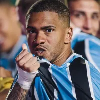 Lucas Esteves, do Grêmio, se envolve em polêmica com a arbitragem na final do Campeonato Gaúcho