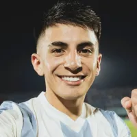 Ex-Botafogo, Almada é elogiado por Lionel Scaloni: ”Joga do jeito que o time quer”