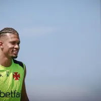 De olho no jogo contra o Santos pelo Brasileiro, Vasco treina forte no CT Moacyr Barbosa