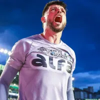 Tiago Volpi “pega tudo” em Grêmio x Atlético-MG e ganha reação inusitada dos gremistas: “Me desculpa”