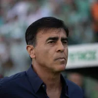 Quinteros toma decisão sobre futuro no Grêmio após pressão da torcida