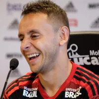 Rafinha, ex-Flamengo, decide futuro e assina contrato inusitado, 20 dias após rescisão com o Coritiba