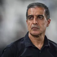 Escalação do Botafogo: Renato Paiva ‘saca’ titular e muda time contra São Paulo