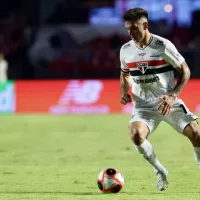 Enzo Díaz volta ao time titular do São Paulo contra o Santos e revezamento com Wendell tem surtido efeito