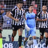 Torcida do Santos apoia pênalti marcado no clássico contra o São Paulo