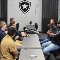 Torcida organizada tem reunião com diretores do Botafogo e divulga nota nas redes sociais