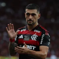 Empresário de Arrascaeta ouve ofertas para meia deixar o Flamengo e faz pressão