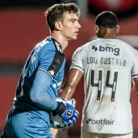 Porto mira Léo Jardim do Vasco como substituto de Diogo Silva e oferece 2 jogadores