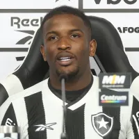 Elias Manoel desaponta em mais um jogo e deixa torcida do Botafogo decepcionada