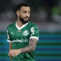 Felipe Anderson tem edema na coxa e deve ser desfalque do Palmeiras contra o Flamengo