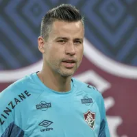 Fábio comemora renovação com o Fluminense e traça objetivo: “Dar alegria ao nosso torcedor”