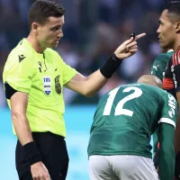 Áudio do VAR em pênalti de Varela é divulgado e aumenta polêmica em Palmeiras x Flamengo