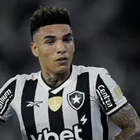 Igor Jesus ainda não está convicto sobre saída do Botafogo e irá se reunir com a família