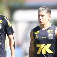 Corinthians monitora Soteldo, mas atacante prefere permanecer no Santos