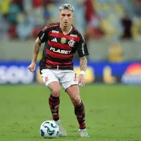 Varela acalma torcida do Flamengo sobre renovação e diz que acerto está por detalhes
