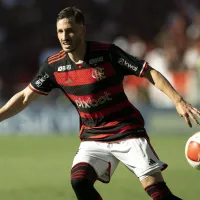 Retorno de Viña pode definir futuro de lateral-esquerdo no Flamengo