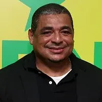 Vampeta elogia contratação de Jorginho pelo Flamengo