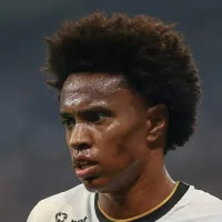 Willian fica livre no mercado e Grêmio busca informações sobre o atacante