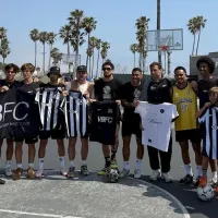 Botafogo visita projeto social em Venice Beach, nos Estados Unidos, e promove troca cultural