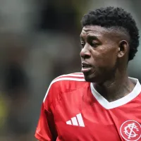 Vitão marca contra e Internacional perde para o Atlético-MG